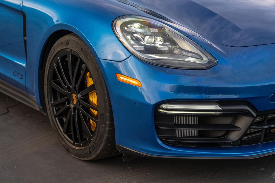 Детали экстерьера Porsche Panamera GTS (971) 2019 года  (NA) (фото 14 из 40)